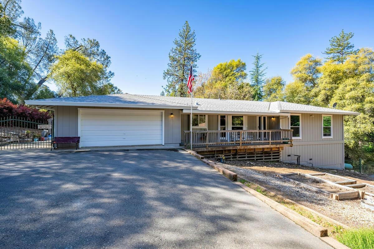 890 BLACK RICE CT, PLACERVILLE, CA 95667, photo 1 of 59