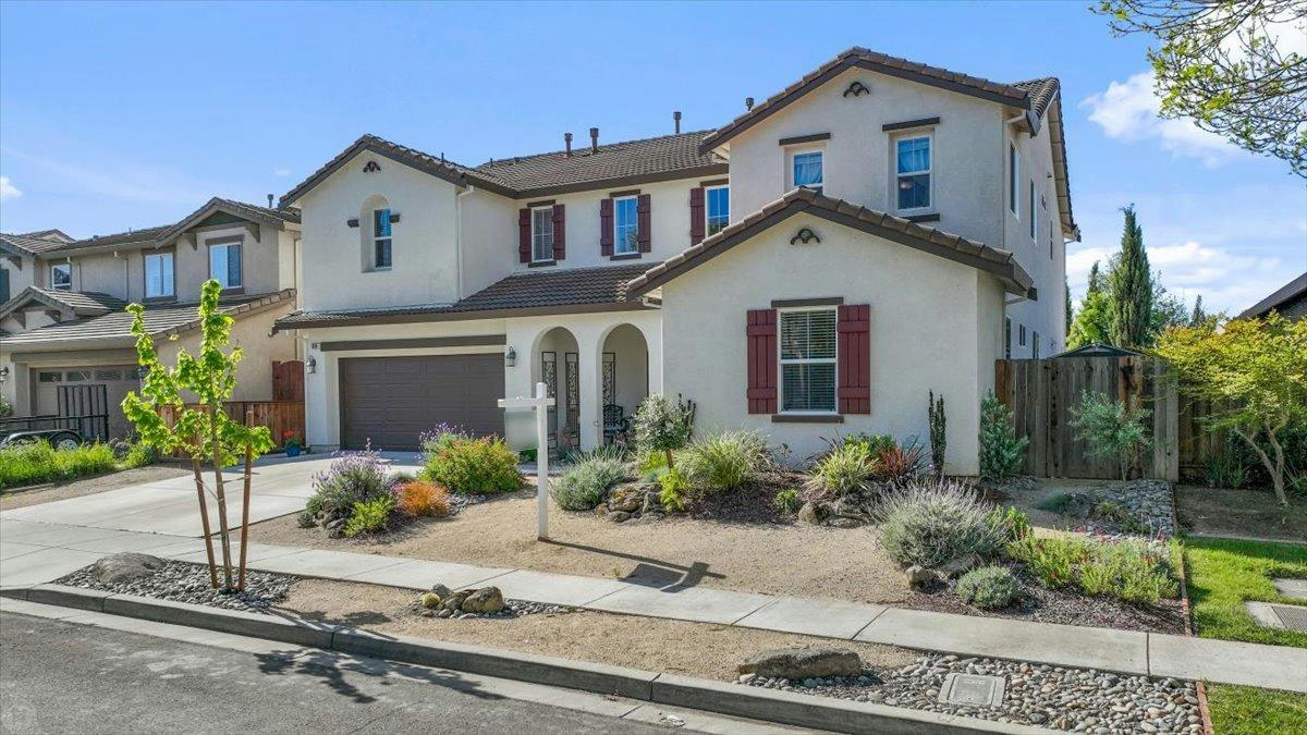1338 DAISY DR, PATTERSON, CA 95363, photo 1 of 63