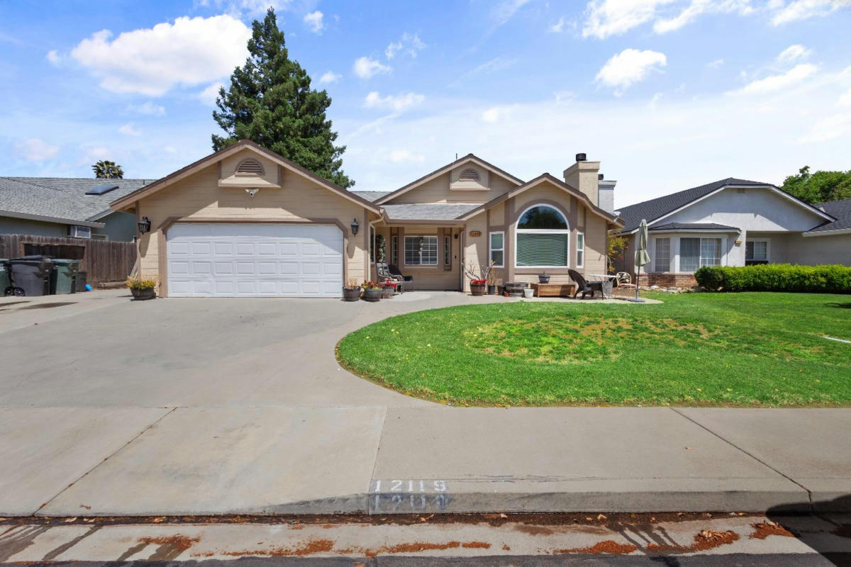 12119 CHAD LN, WATERFORD, CA 95386, photo 1 of 16